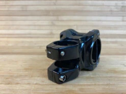 Reverse Components Black-ONE D-2 Titan Vorbau (Schwarz) -Reverse Verkäufe 5477041 large