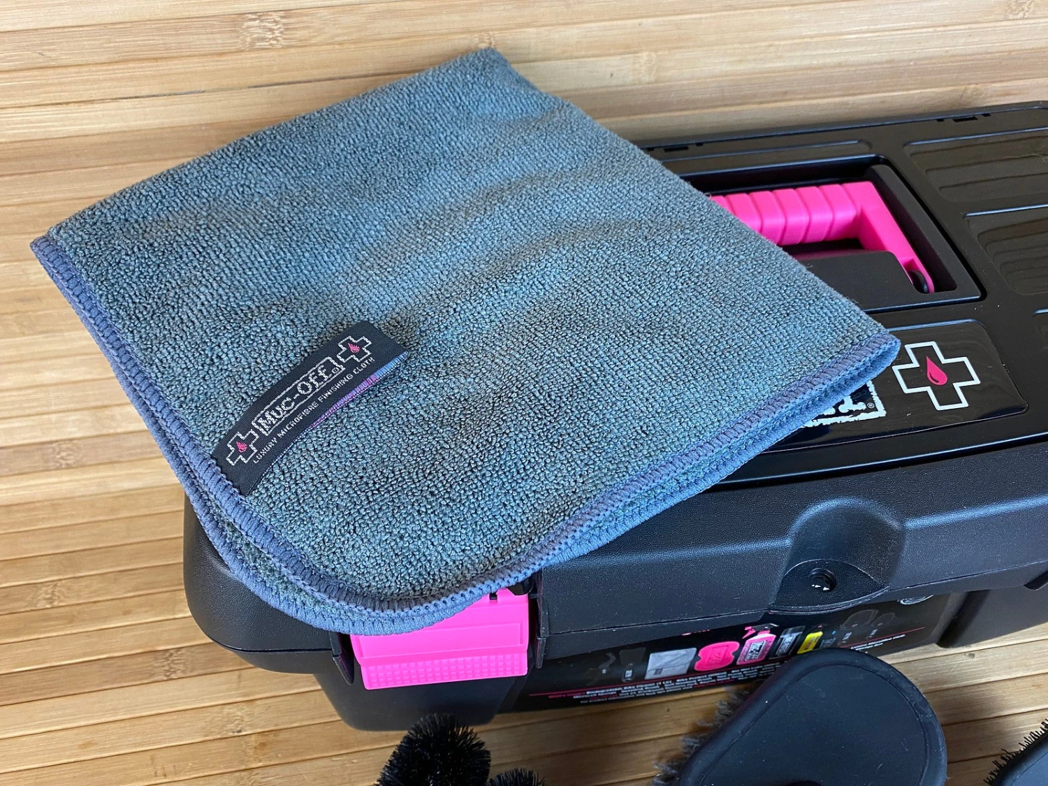 Muc-Off Muc Off Ultimate Bicycle Kit (Tool Box) Reiniger Set 9 Muc-Off Muc Off Ultimate Bicycle Kit (Tool Box) Reiniger Set – Bild 7