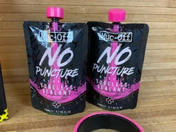 Muc-Off Muc Off Ultimate Tubeless Kit XC/Trail Tubeless Set Mit Ventilen, Milch Und Felgenband 10 Muc-Off Muc Off Ultimate Tubeless Kit XC/Trail Tubeless Set Mit Ventilen, Milch Und Felgenband -Reverse Verkäufe 5488389 large