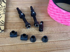 Muc-Off Muc Off Ultimate Tubeless Kit - DH/Trail/Enduro Tubeless Set 12 Muc-Off Muc Off Ultimate Tubeless Kit - DH/Trail/Enduro Tubeless Set -Reverse Verkäufe 5488462 large