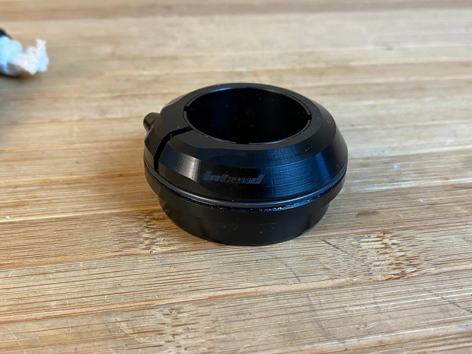 Intend Blackline Stiffmaster Headset Oben ZS44 Schwarz 5 Intend Blackline Stiffmaster Headset Oben ZS44 Schwarz – Bild 3