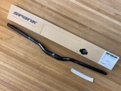 Spank Oozy Trail 780 Vibrocore Lenker Schwarz