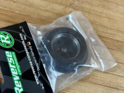 Reverse Twister Top Cup 1 1/8" (ZS49|28,6) Steuersatz Oberteil Schwarz 7 Reverse Twister Top Cup 1 1/8" (ZS49|28,6) Steuersatz Oberteil Schwarz -Reverse Verkäufe IMG 0025 76d8e418 fbff 404c a209 e352b2435790