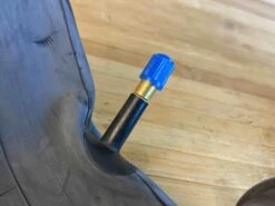 Vee Tire Schlauch 27,5" 2.3/2.5 Presta AV 40 650B -Reverse Verkäufe IMG 0133