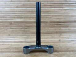 Rock-shox Rock Shox Boxxer Untere Brücke Mit Schaft 1 1/8" Crown-Steerer 46mm Offset ( 10 OS )