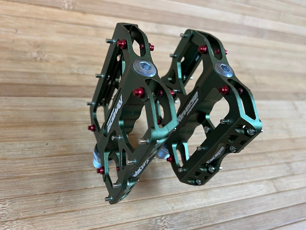 Reverse Components Escape Plattformpedale / Pedale Olive 8 Reverse Components Escape Plattformpedale / Pedale Olive – Bild 6