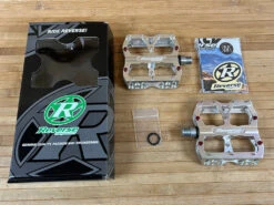Reverse Components Escape Plattformpedale / Pedale Silver