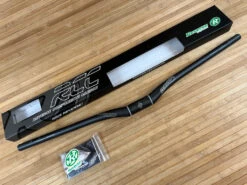 Reverse Seismic Carbon Lenker 810mm Black / Gray