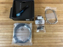 Race Face Turbine 1x Seatpost Lever / Hebel Blau