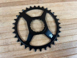 Race Face Kettenblatt Cinch 32T 10-12S Steel -Reverse Verkäufe IMG 0456 7381ff86 bbd3 4f9e a1d4 eec603bde3fe
