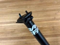 Race Face Chester Sattelstütze 31,6mm / 325mm Black -Reverse Verkäufe IMG 0467 5a2ad1d7 f17c 4022 887b 840f493e1005