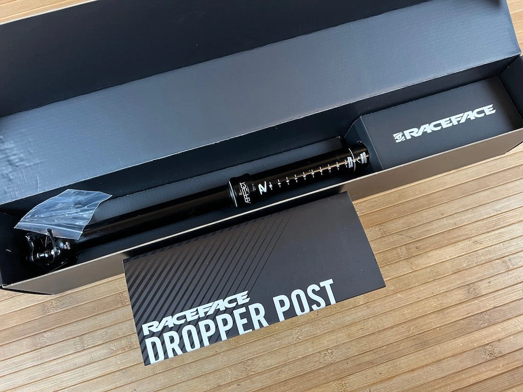 Race Face Aeffect R Dropper Post 170mm Hub / 30,9mm Variostütze 4 Race Face Aeffect R Dropper Post 170mm Hub / 30,9mm Variostütze – Bild 2