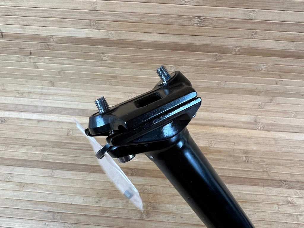 Race Face Aeffect R Dropper Post 170mm Hub / 30,9mm Variostütze 5 Race Face Aeffect R Dropper Post 170mm Hub / 30,9mm Variostütze – Bild 3