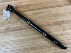 Race Face Aeffect R Dropper Post 170mm Hub / 30,9mm Variostütze 14 Race Face Aeffect R Dropper Post 170mm Hub / 30,9mm Variostütze -Reverse Verkäufe IMG 0504 e387af10 e2f8 4d87 b764 ca96c7005396