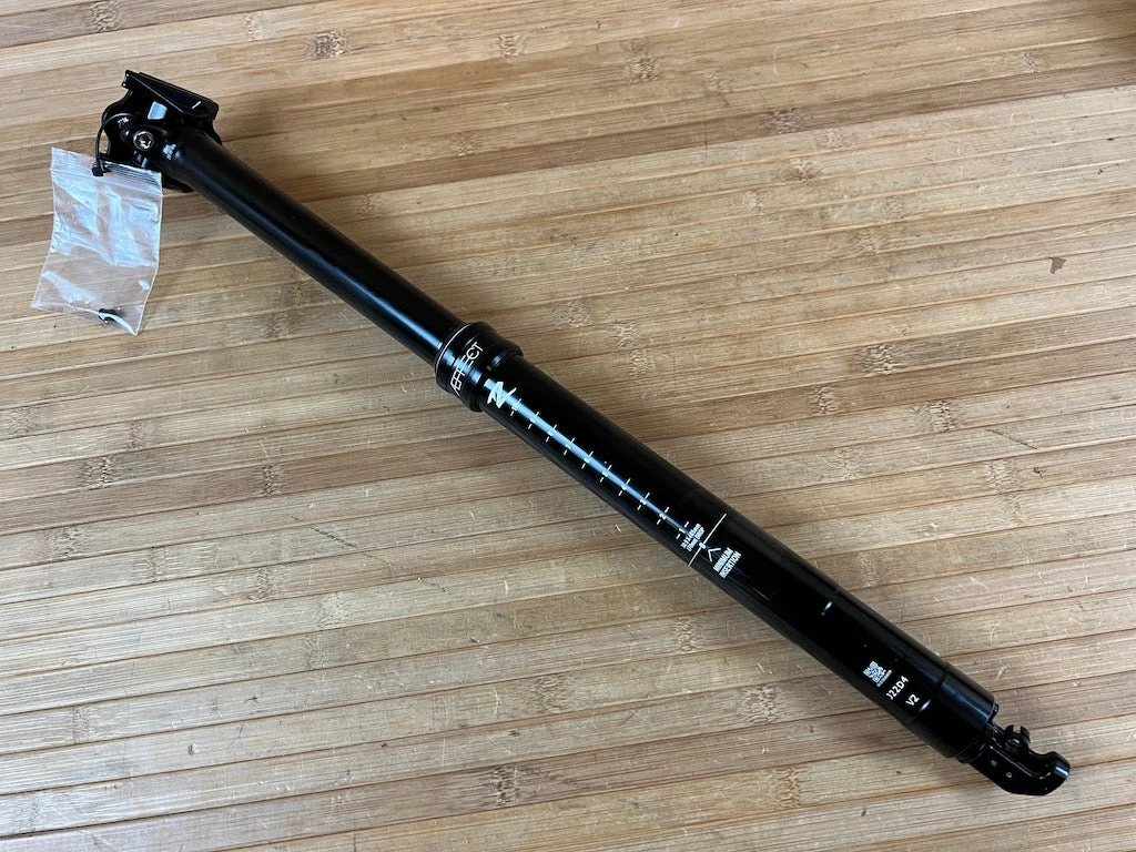 Race Face Aeffect R Dropper Post 170mm Hub / 30,9mm Variostütze 6 Race Face Aeffect R Dropper Post 170mm Hub / 30,9mm Variostütze – Bild 4