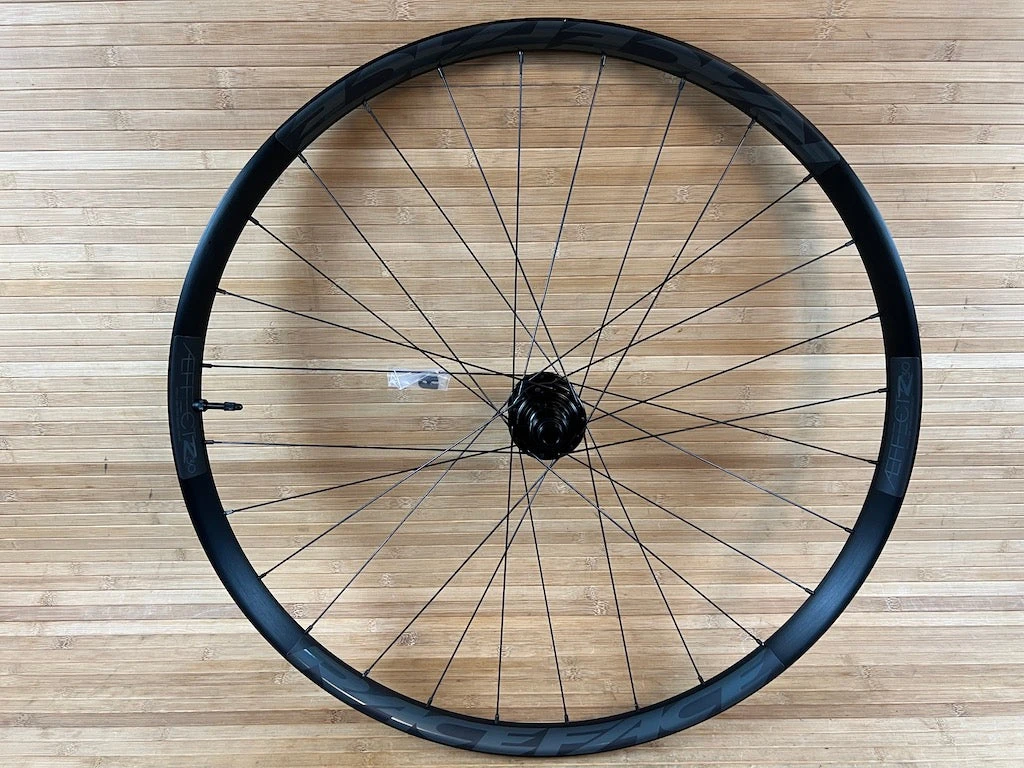 Race Face Aeffect R 30 Hinterrad HR 29" Boost Schwarz XD 9 Race Face Aeffect R 30 Hinterrad HR 29" Boost Schwarz XD – Bild 7