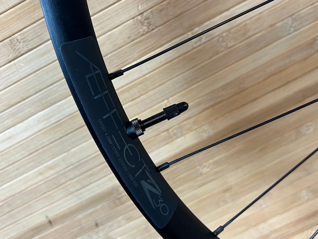 Race Face Aeffect R 30 Hinterrad HR 29" Boost Schwarz XD 10 Race Face Aeffect R 30 Hinterrad HR 29" Boost Schwarz XD – Bild 8