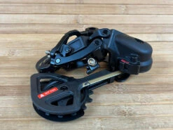 TRP TR12 Schaltwerk & Schalthebel Set 12-fach Gold 24 TRP TR12 Schaltwerk & Schalthebel Set 12-fach Gold -Reverse Verkäufe IMG 0542