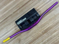 Race Face Atlas Lenker Purple 820mm / 35mm / 35mm Rise