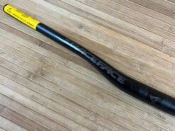 Race Face Turbine R Lenker Black 800mm / 35mm / 20mm Rise 15 Race Face Turbine R Lenker Black 800mm / 35mm / 20mm Rise -Reverse Verkäufe IMG 0578 f956526b 9329 4edc 98c6 e482870f74d3