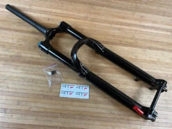 Fox 36 2021 Grip 3-POS 160mm / 27,5" Federgabel Shiny Black