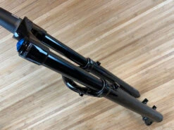 Fox 36 2021 Grip 3-POS 160mm / 27,5" Federgabel Shiny Black -Reverse Verkäufe IMG 0748 54102d9e 1846 41ce 98b2 d0883a758e02