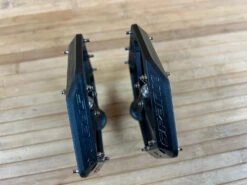 Spank Oozy Trail Reboot Pedale / Plattformpedale Black -Reverse Verkäufe IMG 0803