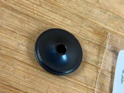 Chris-king Chris King NoThreadSet Ahead Kappe 1 1/8" Matte Midnight -Reverse Verkäufe IMG 0857 cca38da3 d98f 437b 8117 6cade5d15a44