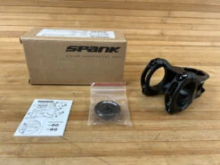 Spank Split Stem / Vorbau Schwarz 35mm / 45mm