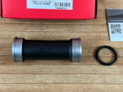 SRAM DUB Pressfit 104,5mm Stahl MTB Innenlager -Reverse Verkäufe IMG 0892 56e9b69e 270e 4723 92cf 417aa009e2b3