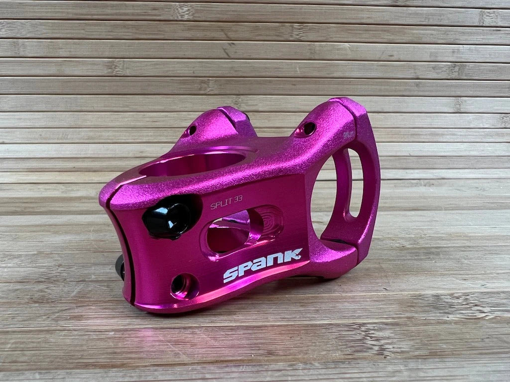 Spank Split Stem / Vorbau Pink 31,8mm / 33mm 8 Spank Split Stem / Vorbau Pink 31,8mm / 33mm – Bild 6