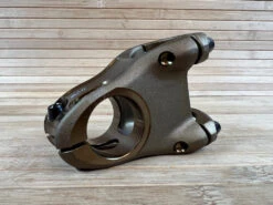 Spank Split Stem / Vorbau Bronze 31,8mm / 43mm -Reverse Verkäufe IMG 1007 475abd73 b47b 4f63 8f13 67bec2ecf53b