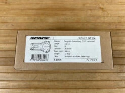 Spank Split Stem / Vorbau Pink 31,8mm / 43mm -Reverse Verkäufe IMG 1008 ab9951a7 c79f 4135 b73c d7fda01e20bf