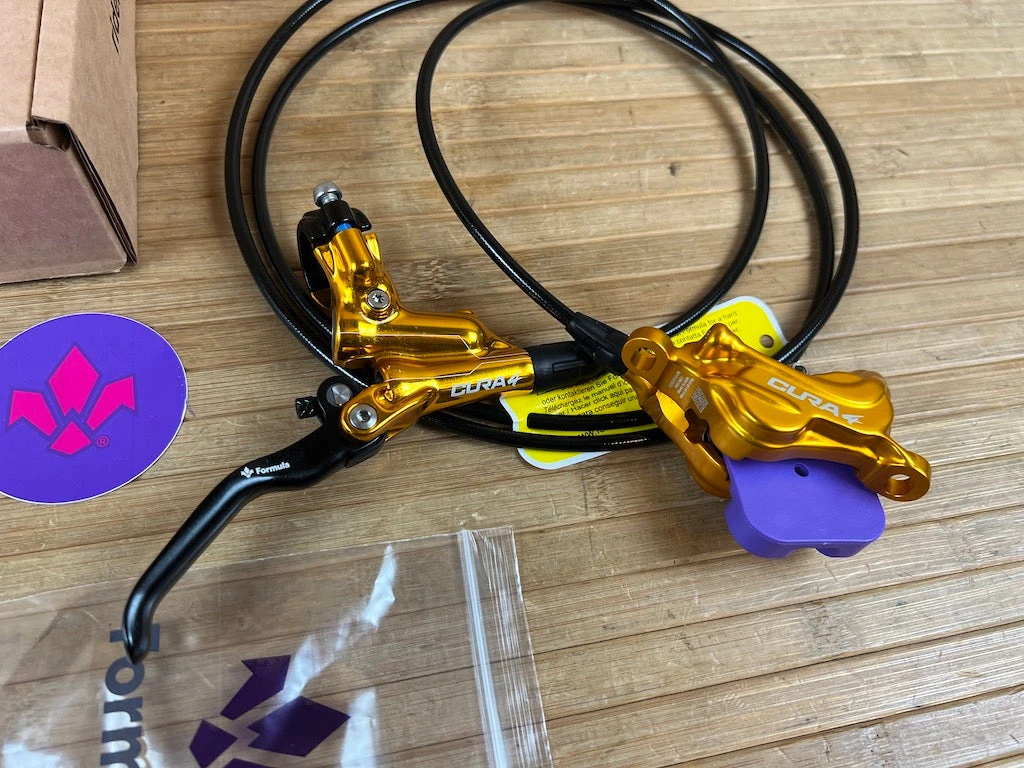 Formula CURA 4 Scheibenbremse Gold VR Oder HR 4 Formula CURA 4 Scheibenbremse Gold VR Oder HR – Bild 2