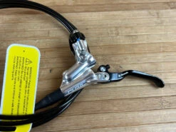 Formula CURA Scheibenbremse Polish VR Oder HR -Reverse Verkäufe IMG 1046 a197af52 2d23 4c6d 9c97 4f2593497b00