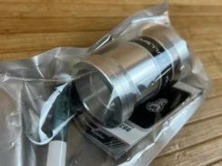 FSA PF30 Pressfit Adapter 68mm Auf BSA / Threaded -Reverse Verkäufe IMG 1102