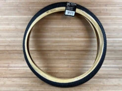 DMR Moto DJ Drahtreifen Tanwall 26 X 2,2" 60TPI Reifen -Reverse Verkäufe IMG 1112 8963e0c7 5439 4279 a2e5 2919a14cd90f