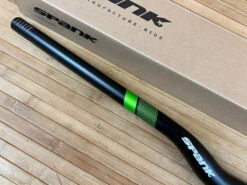 Spank Spike Vibrocore Lenker Black/green 30mm -Reverse Verkäufe IMG 1124 767dc2c4 a96f 435e 9813 64d2a9785e26