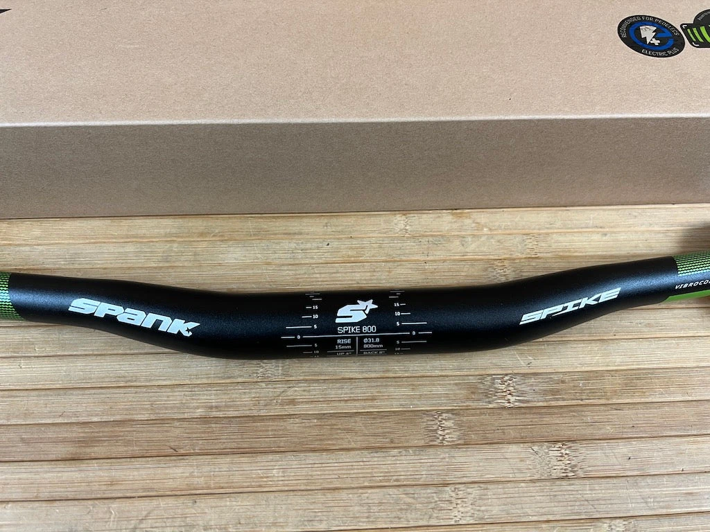 Spank Spike Vibrocore Lenker Black/green 15mm 4 Spank Spike Vibrocore Lenker Black/green 15mm – Bild 2