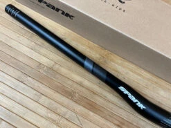 Spank Spike Vibrocore Lenker Black/grey 15mm 12 Spank Spike Vibrocore Lenker Black/grey 15mm -Reverse Verkäufe IMG 1141 19ea2445 b4b3 4491 8b86 8c3444be535f