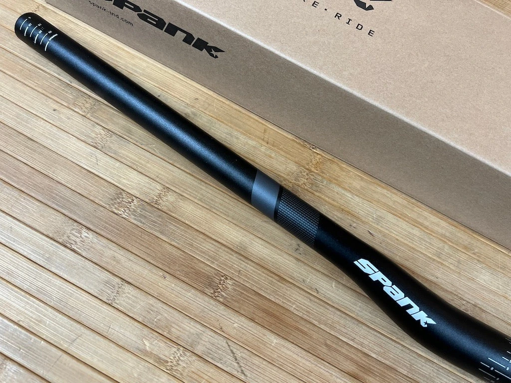 Spank Spike Vibrocore Lenker Black/grey 15mm 5 Spank Spike Vibrocore Lenker Black/grey 15mm – Bild 3