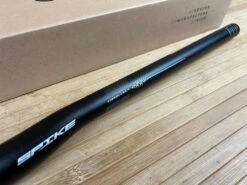 Spank Spike Vibrocore Lenker Black/grey 15mm 13 Spank Spike Vibrocore Lenker Black/grey 15mm -Reverse Verkäufe IMG 1142 f87a10da 2074 447d 8f03 009a5598163e