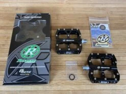 Reverse Components E-Escape Plattformpedale / Pedale Schwarz