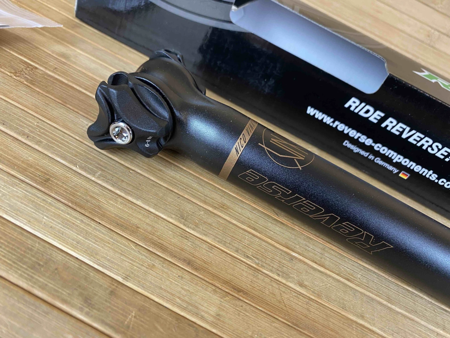 Reverse Nico Vink Ø30,9mm/350mm (Schwarz/Kupfer) Sattelstütze 4 Reverse Nico Vink Ø30,9mm/350mm (Schwarz/Kupfer) Sattelstütze – Bild 2