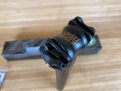 Reverse Nico Vink Ø30,9mm/350mm (Schwarz/Kupfer) Sattelstütze 8 Reverse Nico Vink Ø30,9mm/350mm (Schwarz/Kupfer) Sattelstütze -Reverse Verkäufe IMG 1155