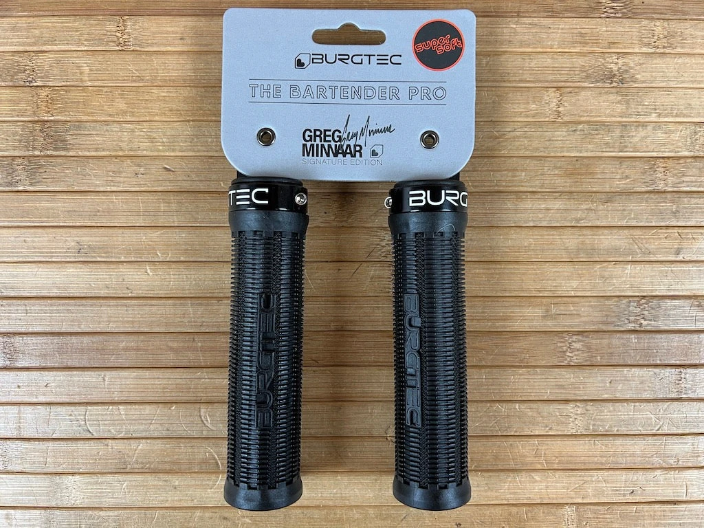 Burgtec The Bartender Pro Lock On Griffe Schwarz Greg Minnaar Super Soft 3 Burgtec The Bartender Pro Lock On Griffe Schwarz Greg Minnaar Super Soft