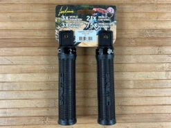 Burgtec The Bartender Pro Lock On Griffe Schwarz Greg Minnaar Super Soft 9 Burgtec The Bartender Pro Lock On Griffe Schwarz Greg Minnaar Super Soft -Reverse Verkäufe IMG 1414 8b5d976c 9eea 409b ad4a 35b877052796