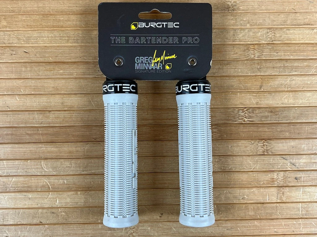 Burgtec The Bartender Pro Lock On Griffe Grey Greg Minnaar 3 Burgtec The Bartender Pro Lock On Griffe Grey Greg Minnaar