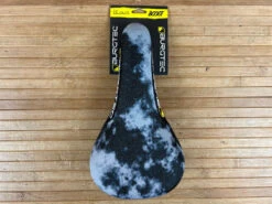 Burgtec The Cloud Boost Cromo Sattel Acid Wash