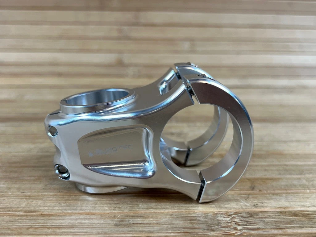 Burgtec MK3 Enduro Stem Vorbau Rhodium Silver 42,5mm / 35mm 6 Burgtec MK3 Enduro Stem Vorbau Rhodium Silver 42,5mm / 35mm – Bild 4